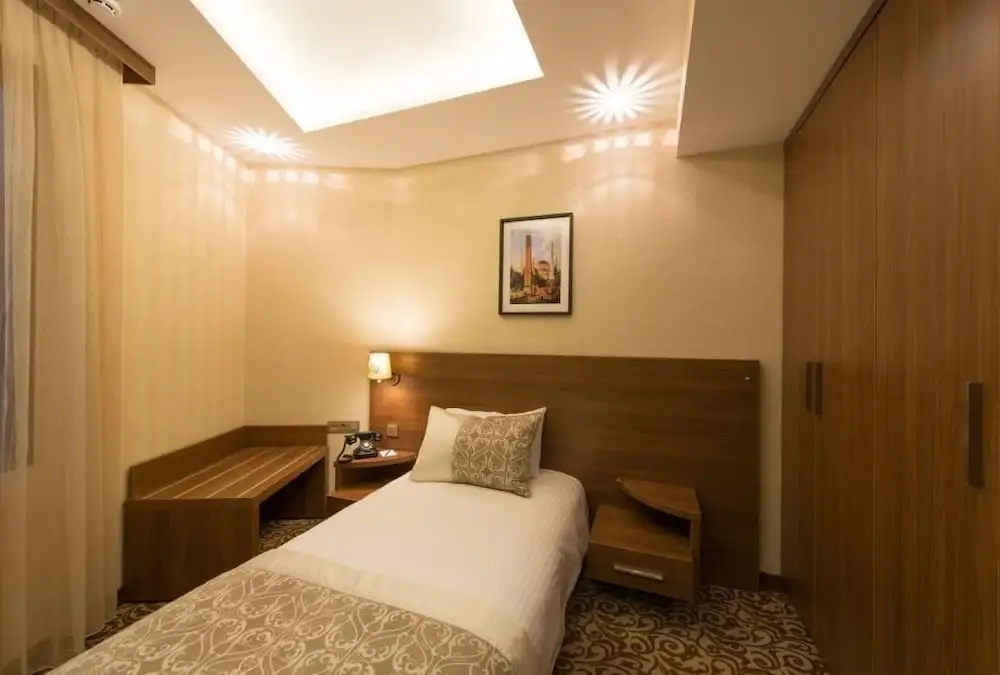 Cesmeli Konak Hotel — 3