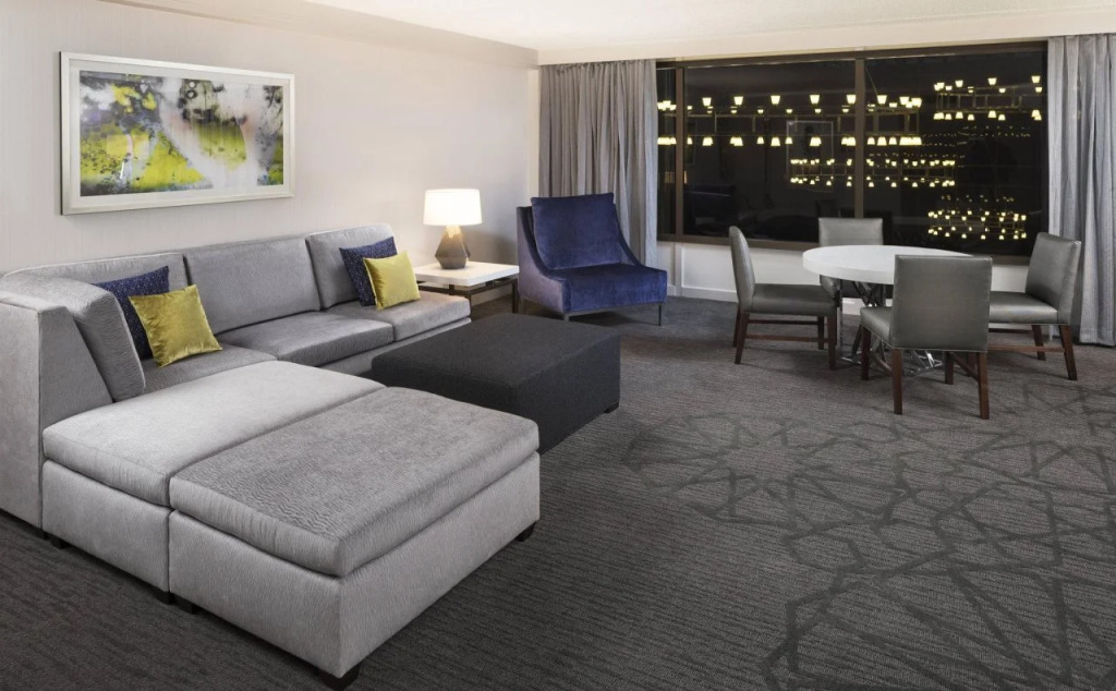 Sheraton Bloomington Hotel - фото 2