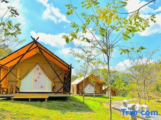 Mountain Moon Hot Spring Camp Site