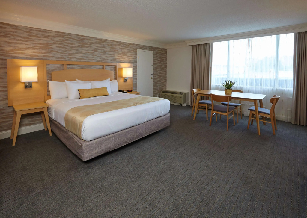 Best Western Plus University Inn — фото 4