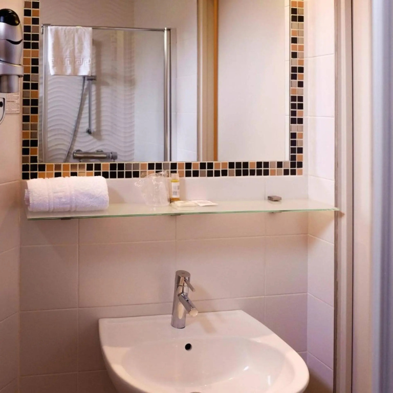 Hotel photo 30