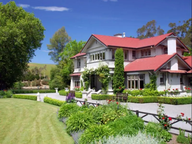 Lake Timara Lodge