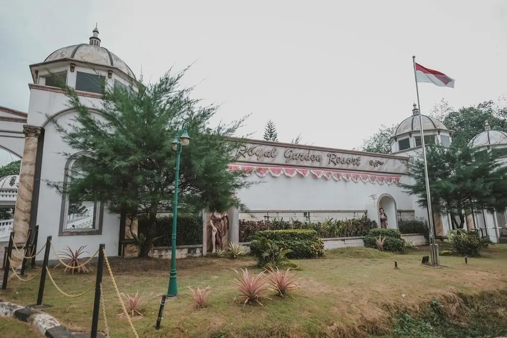 Royal Garden Resort By RedDoorz — фото