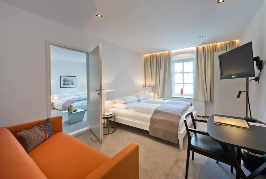 Deluxe Family room
