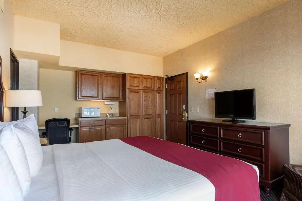 Shoreline Inn & Conference Center, an Ascend Collection Hotel - Chambres