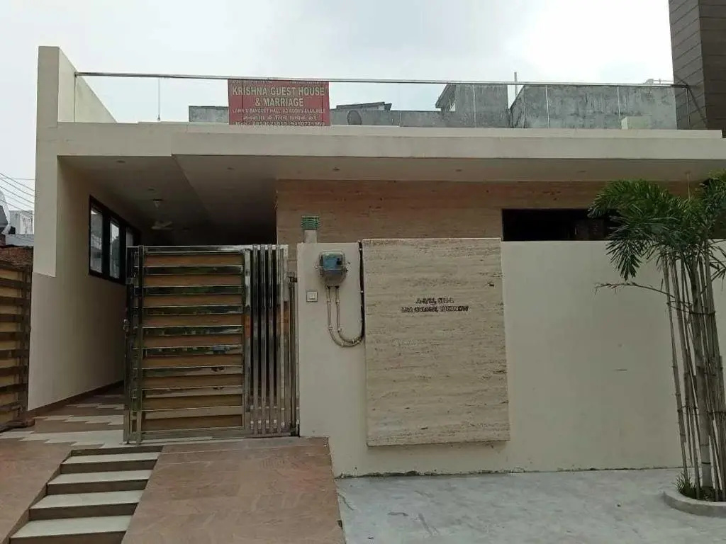 Oyo 92394 Ashiyana Guest House