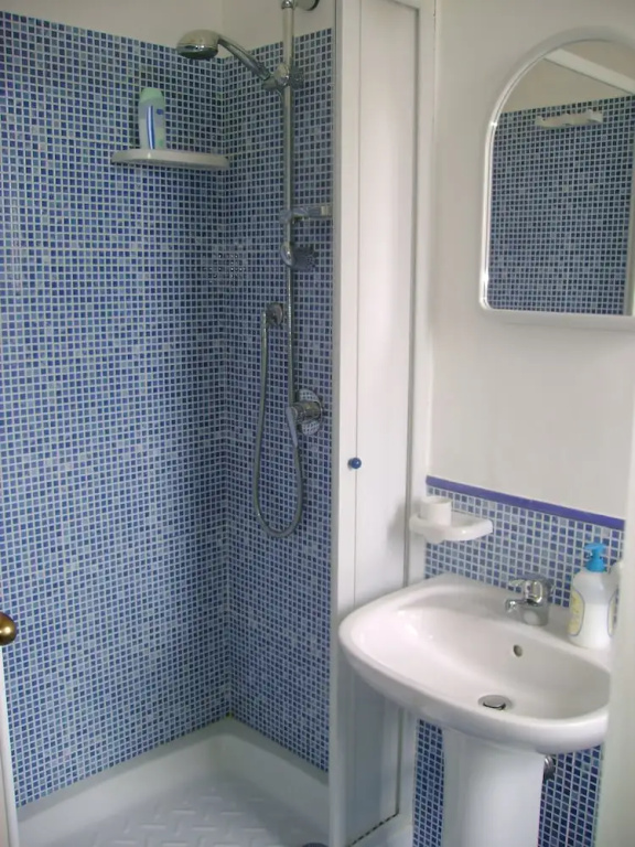 Standard Quadruple room with balcony