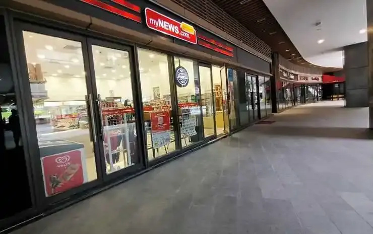 Lobby & Reception