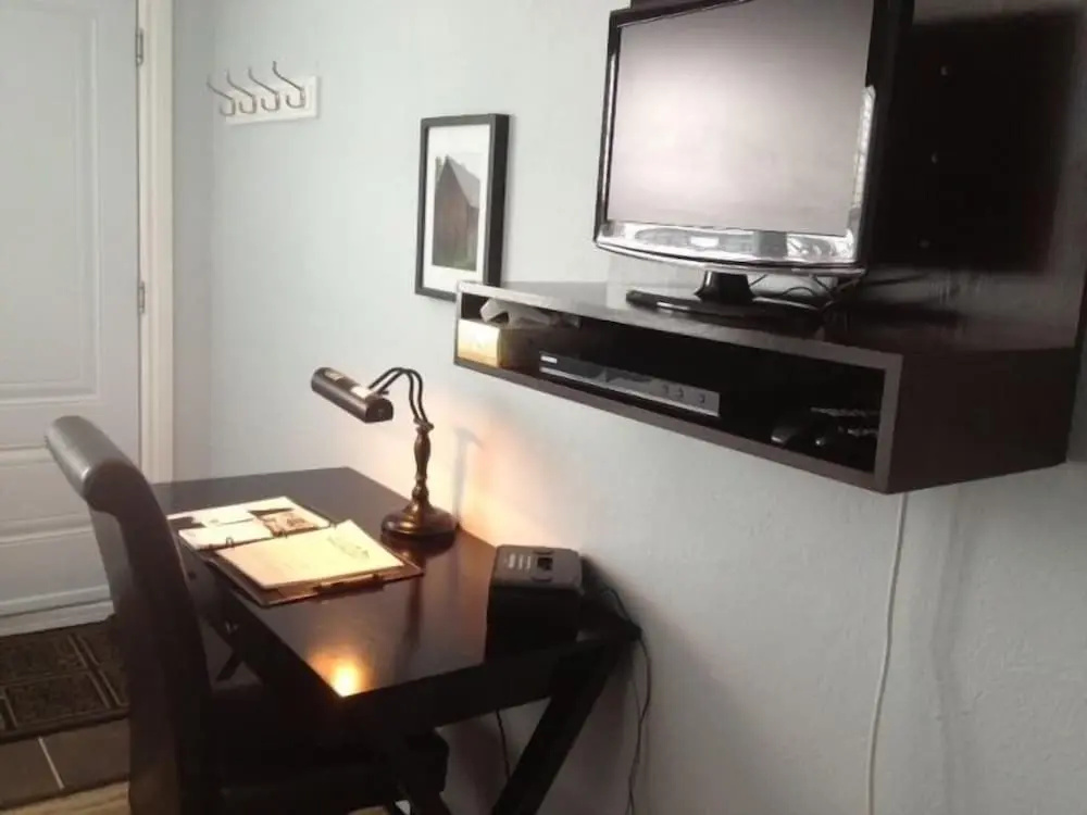 Quadruple Family Studio