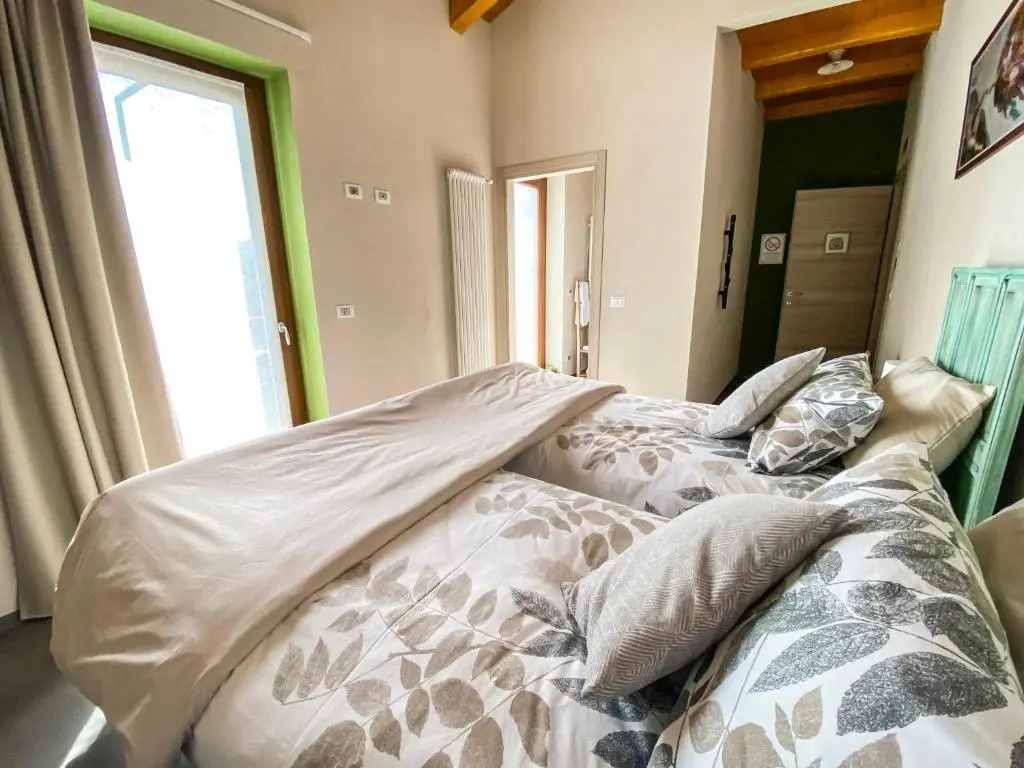 Standard Double room with balcony (twin beds)