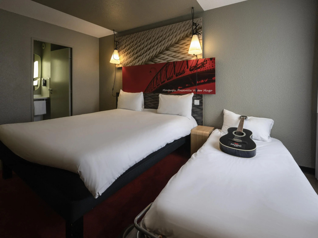 Afficher la photo 6 — ibis Montargis