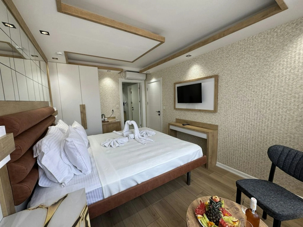 Alican Hotel