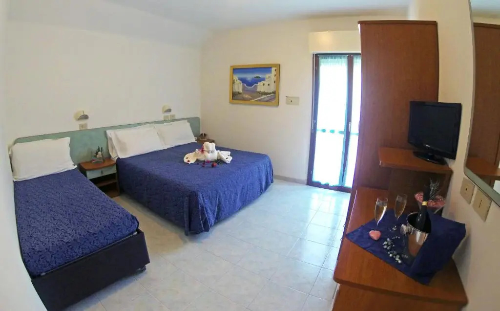 Standard Quadruple room