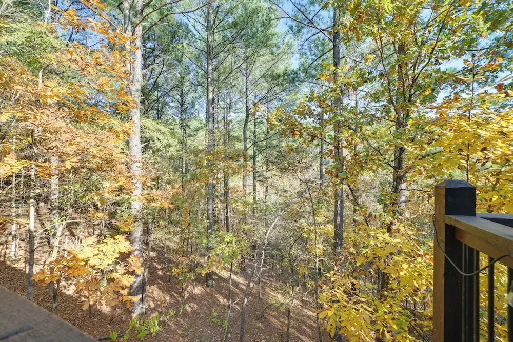 Furnished Deck, Hot Tub! Family Gem in Broken Bow