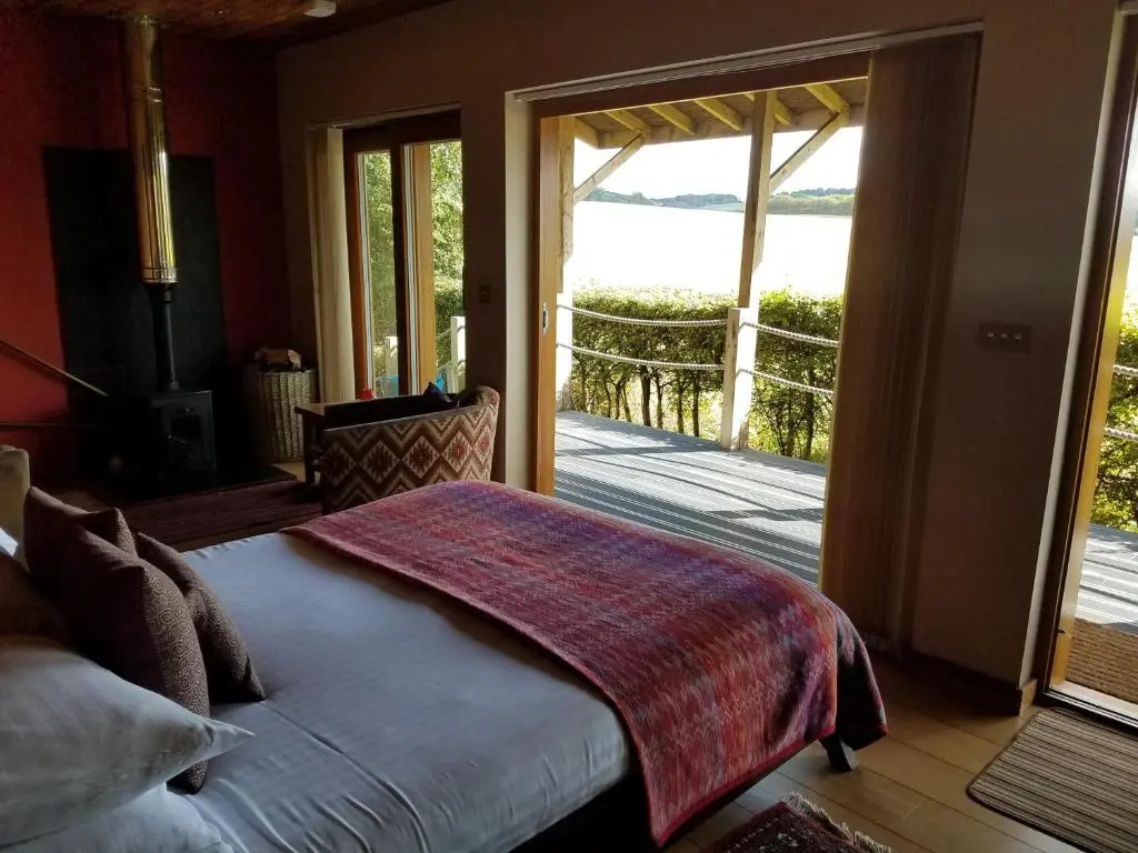 Deluxe Double room with balcony (full double bed)