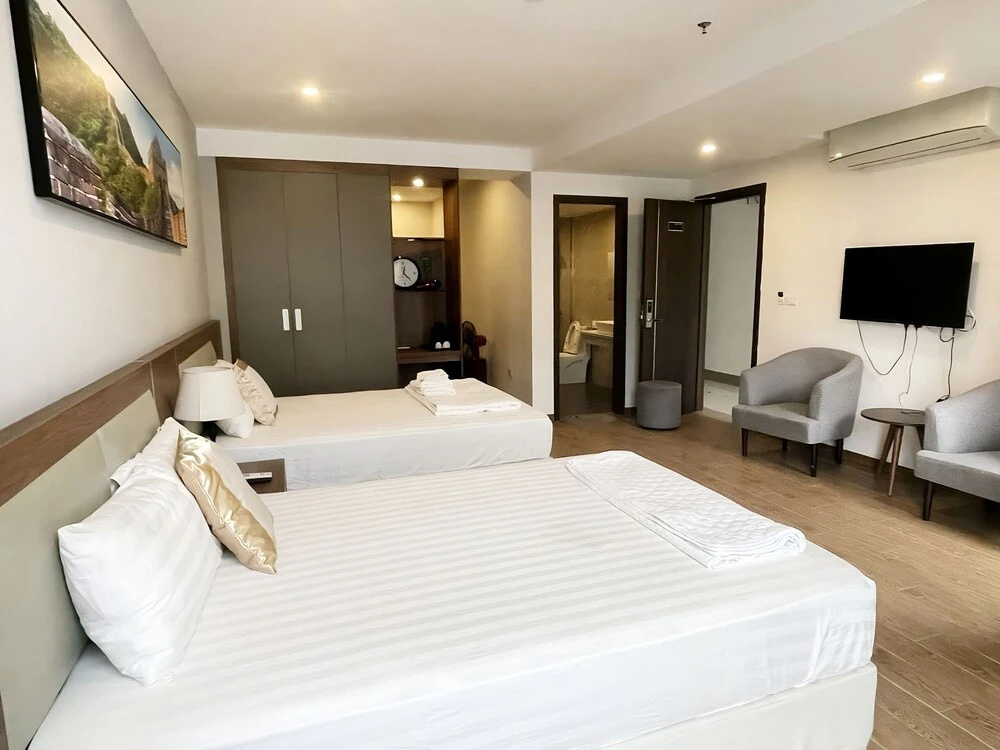 Standard Triple room