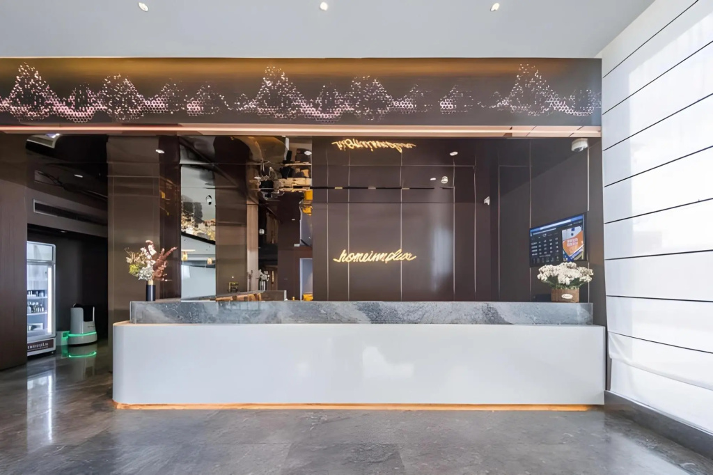 Home Inn - Shanghai New International Expo Center Expo Park Gaoke West Road Subway Station