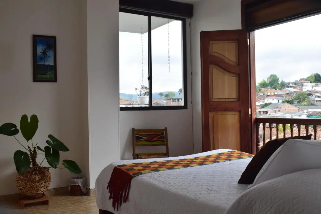 Standard Double room with balcony (full double bed)