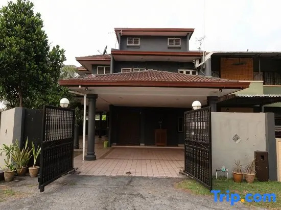 Taman Bangi Corner House