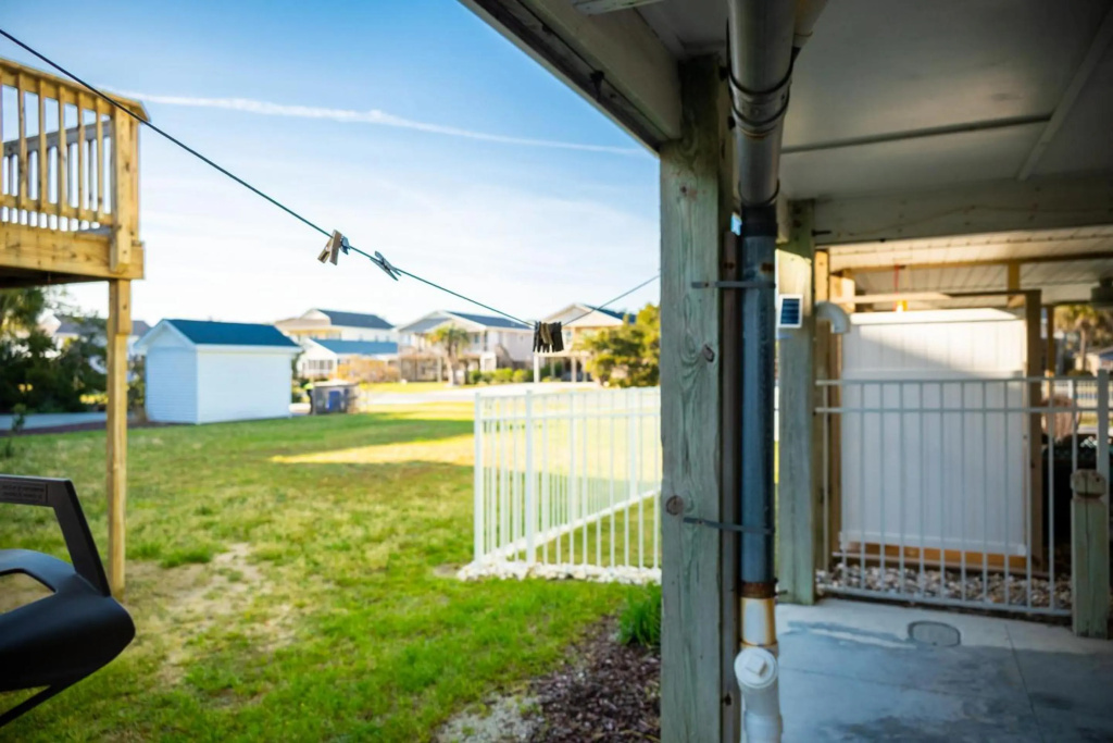 Mermaid Manor by Oak Island Accommodations