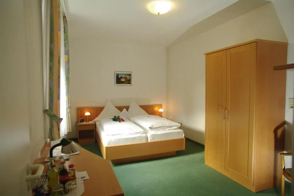 Hotel Restaurant Räuber Lippoldskrug - Chambres