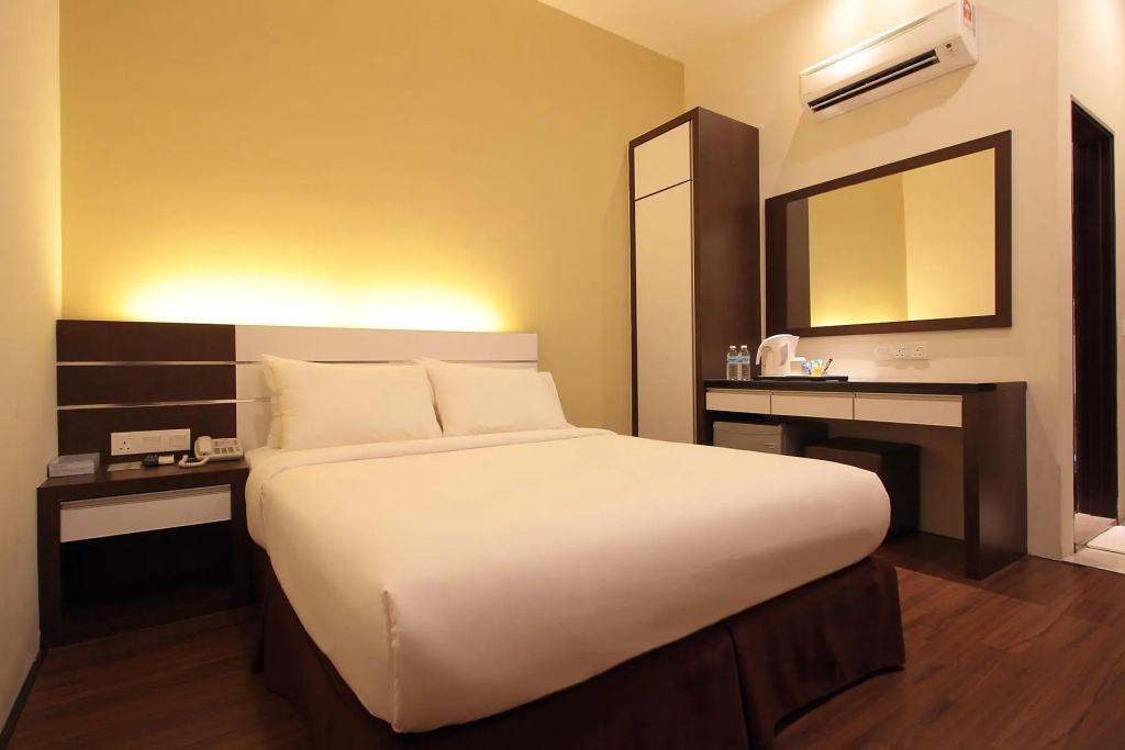 Standard (Without Window) Double room (full double bed)