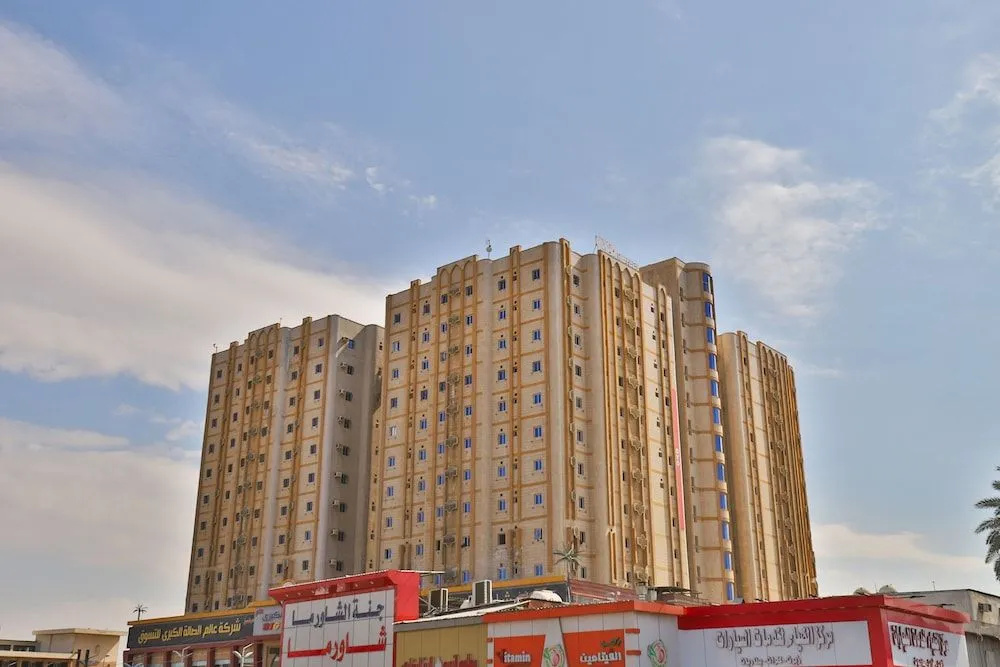 OYO 396 Alam Al Sala Al Kobra Towers