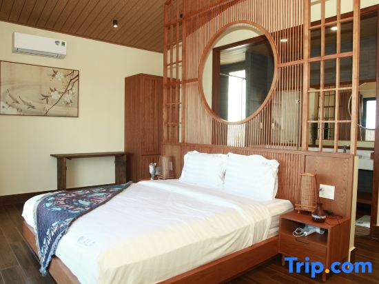 2 Bedrooms Bungalow