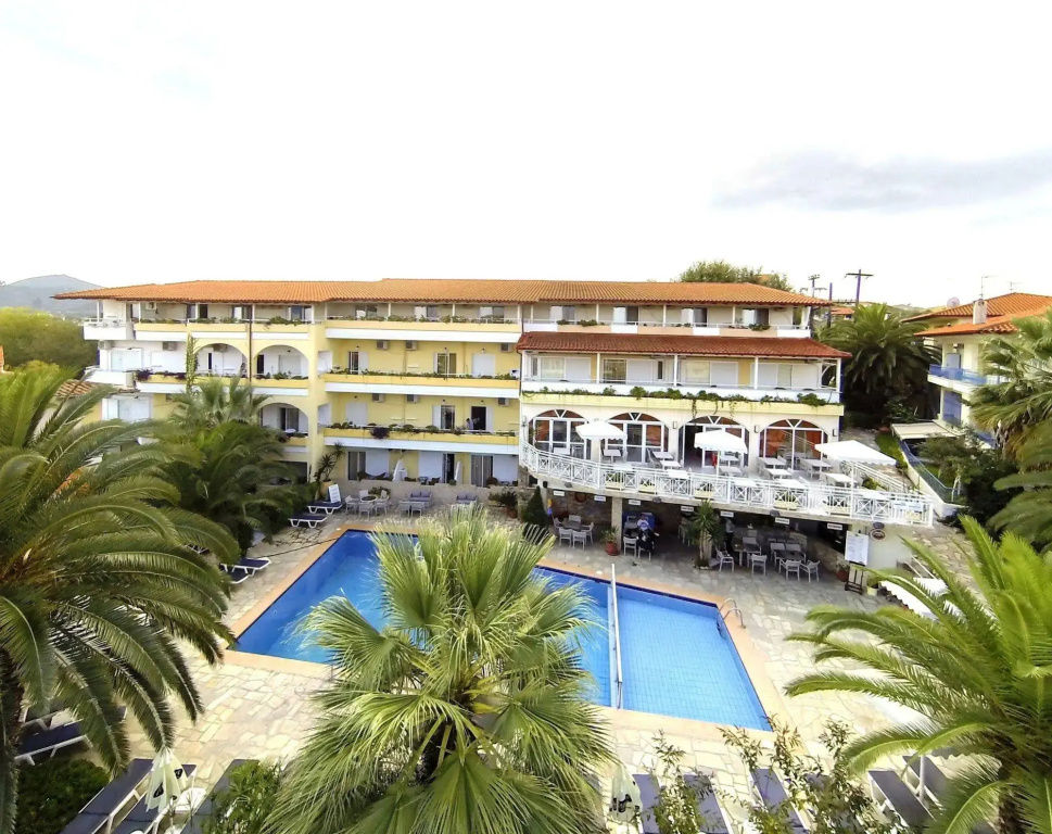 Hotel photo 12