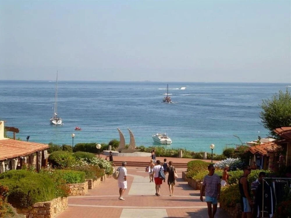 Seaside Apartment Baja Sardinia - Rent From June 20, 2026, to July 11, 2026