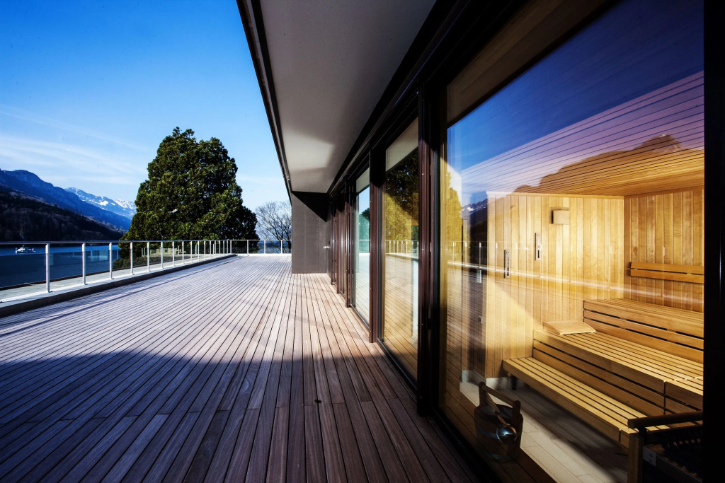 Balcony & Terrace