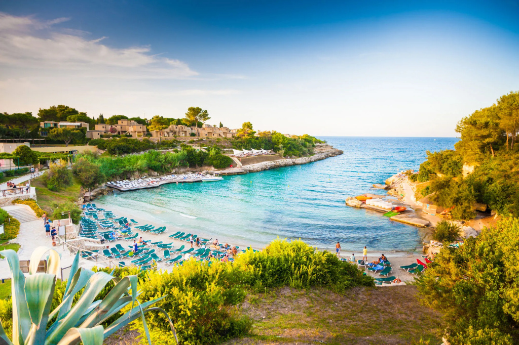 Beach & Waterfront