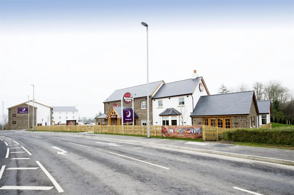 Premier Inn Bideford - 3