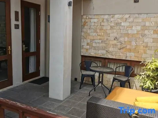 Bukit Jaya Two Bed Rooms Hotels
