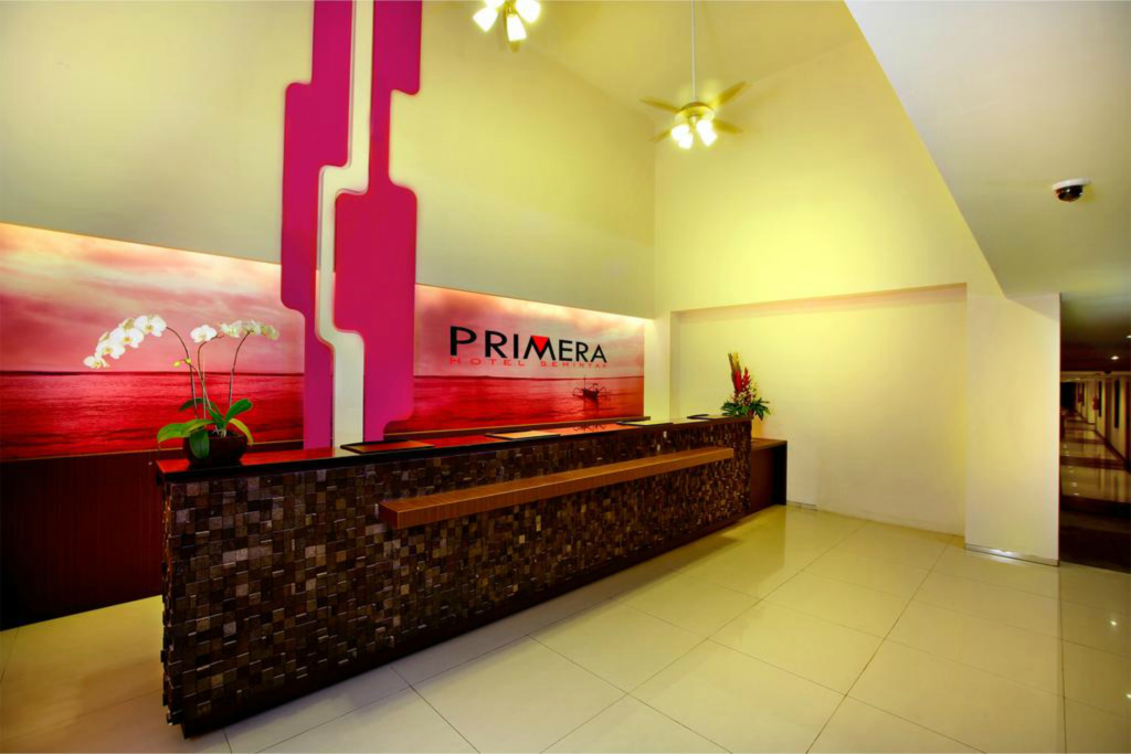 Lobby & Reception