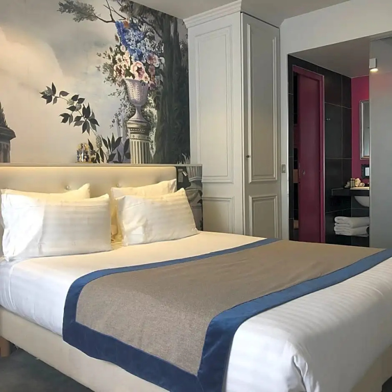Standard Double room (full double bed)