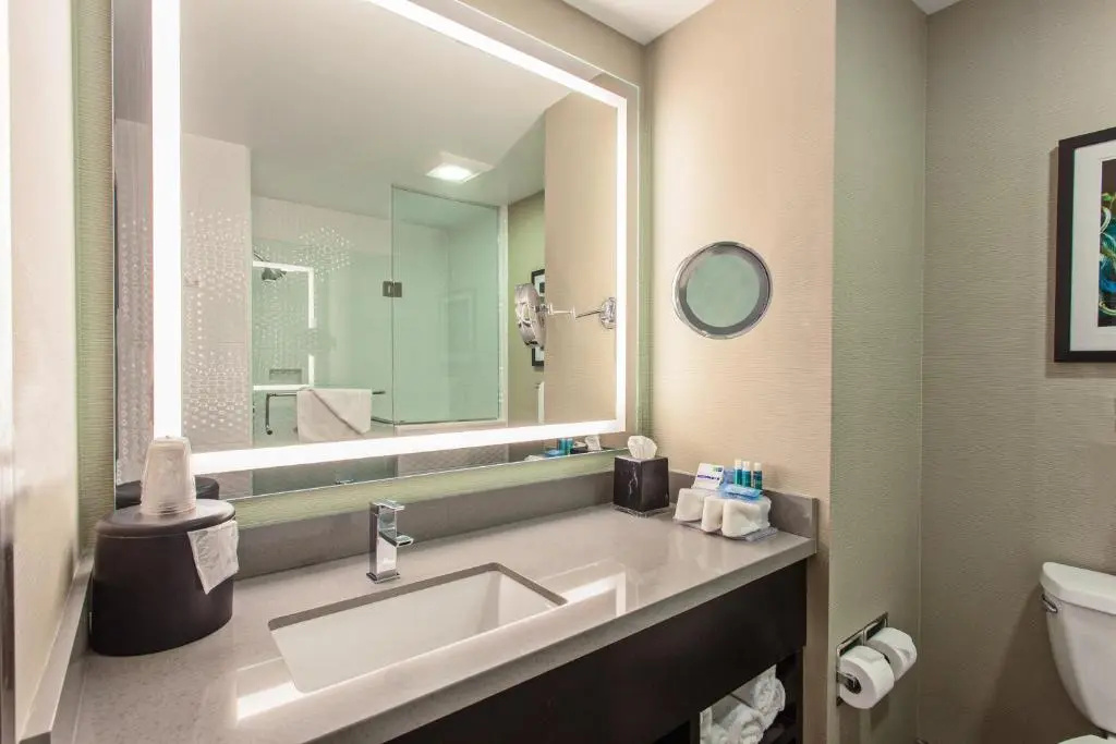 Holiday Inn Express & Suites Hollywood Walk Of Fame - Chambres
