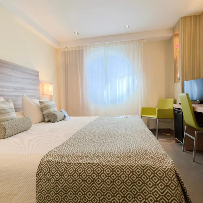Hotel photo 25