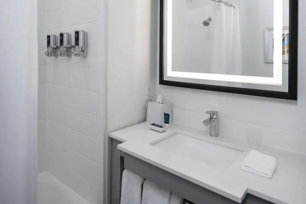 Four Points by Sheraton Dallas Arlington Entertainment District - Chambres