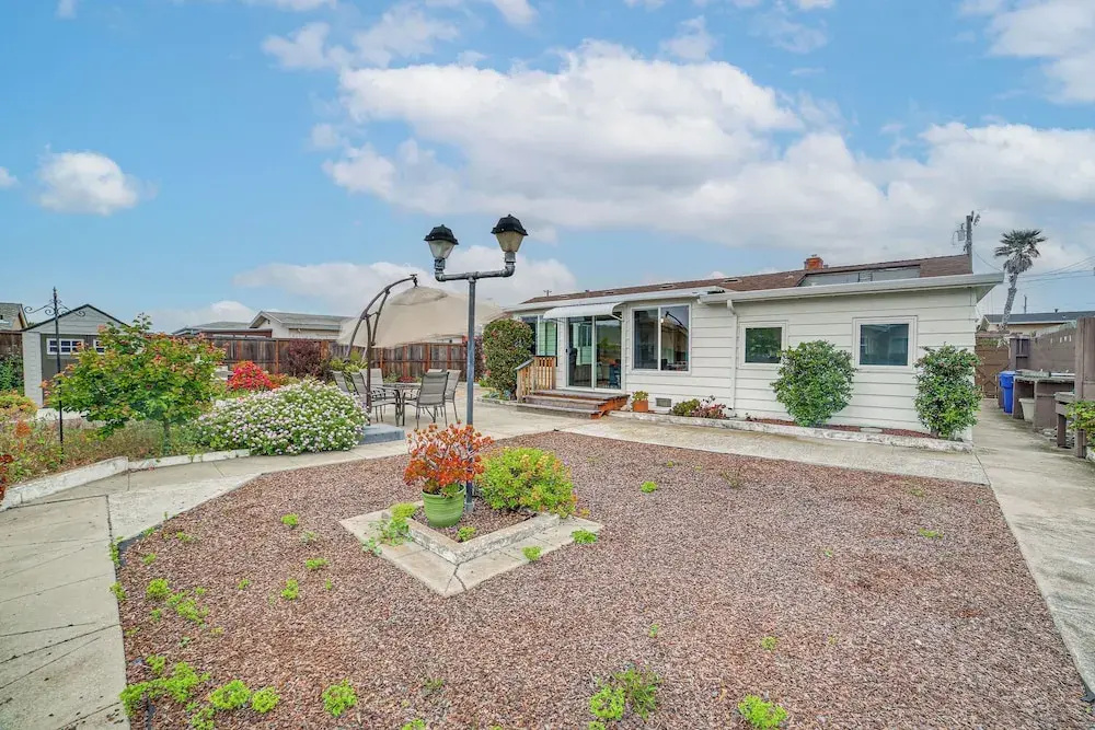 Seaside Vacation Rental w/ Patio Near Monterey Bay