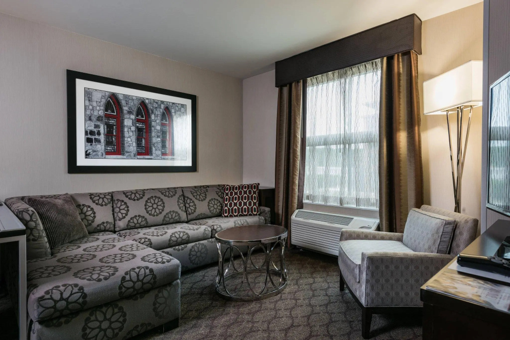 Double Studio (full double bed)