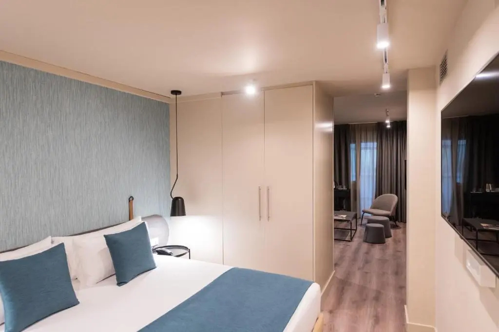 Atenea Rekord Suites Barcelona - Chambres
