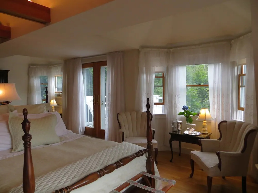 Standard room with balcony