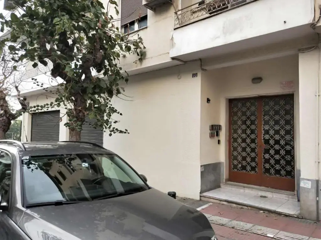 Stathmos Larissis A, a cozy 2BR Apartment, Clo...