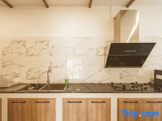 *3BR Quiet Area • Spacious & Brand New V154