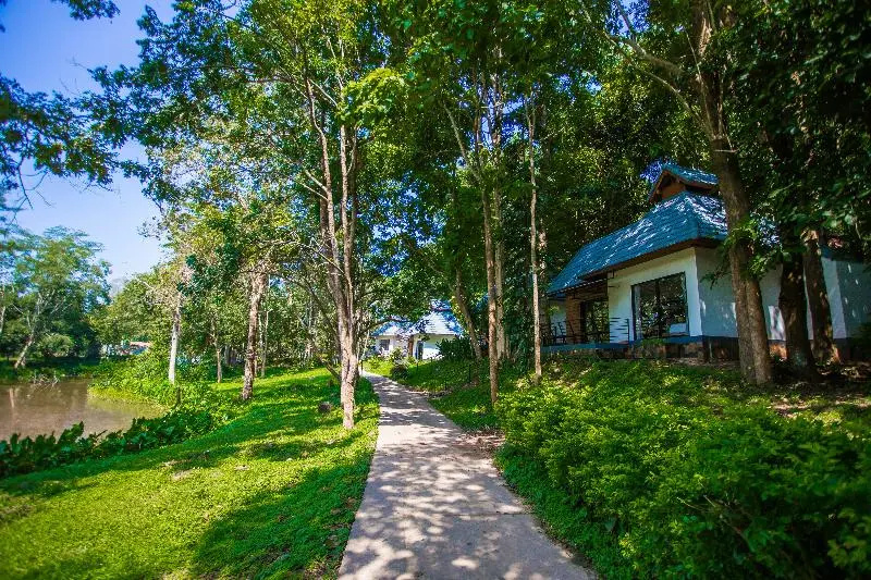 Sappraiwan Elephant Resort & Sanctuary - Chambres