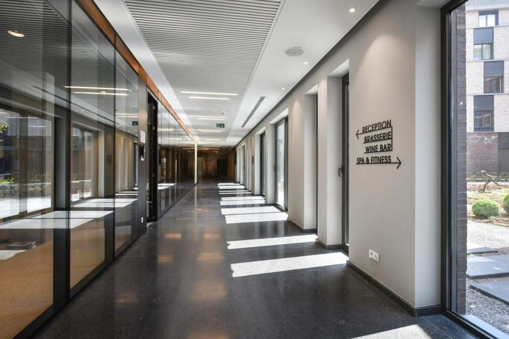 Martin's Louvain-la-Neuve - фото 15