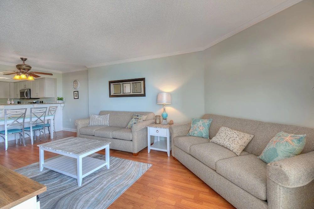 3 Bedrooms Deluxe room with ocean view