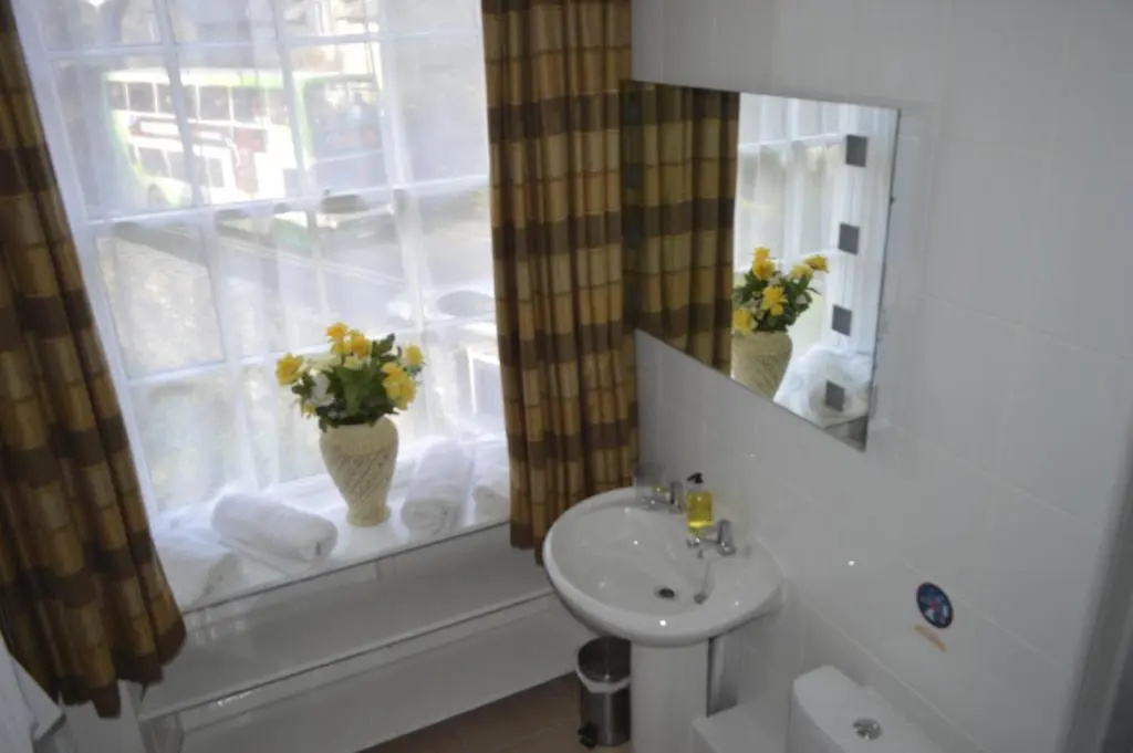 Rydal Lodge Country House B & B