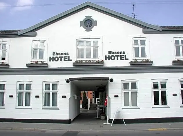 Hotel photo 1